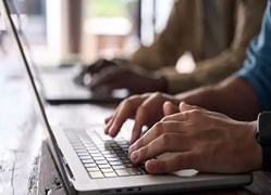 PNB LBO भर्ती 2025: पंजाब नेशनल बैंक में लोकल बैंक ऑफिसर के 750 पदों पर निकली भर्ती, ऐसे करें आवेदन