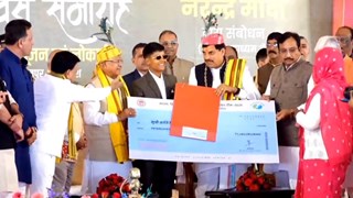 JABALPUR NEWS : बिरसा मुंडा की जयंती पर CM मोहन ने क्रिकेटर क्रांति गौड़ को किया सम्मानित, सौंपा 1 करोड़ का चेक, किये कई बड़े ऐलान 