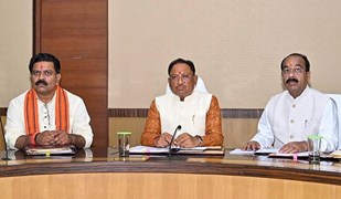 कैबिनेट बैठक में लिए गए कई बड़े फैसले: 42 लाख घरेलू उपभोक्ताओं को राहत, 200 यूनिट तक बिजली बिल में 50% छूट शुरू