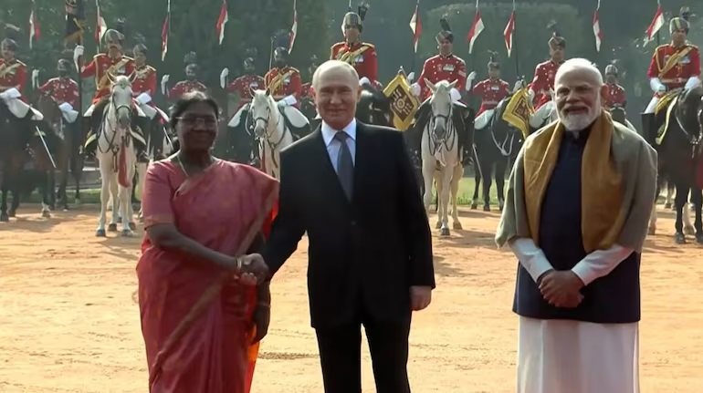 पुतिन का भारत दौरा: गार्ड ऑफ ऑनर के साथ स्वागत, आज हैदराबाद हाउस में अहम मीटिंग