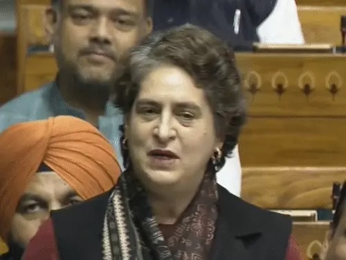वंदे मातरम पर लोकसभा में घमासान: प्रियंका गांधी बोलीं—यह बहस जनता का ध्यान भटकाने की कोशिश
