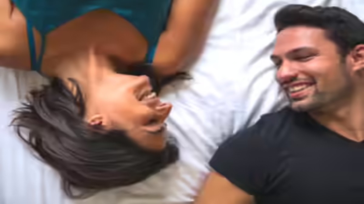 बड़ी उम्र की महिलाएं क्यों है लड़कों की पहली पसंद, वजह जान रह जाएंगे हैरान 