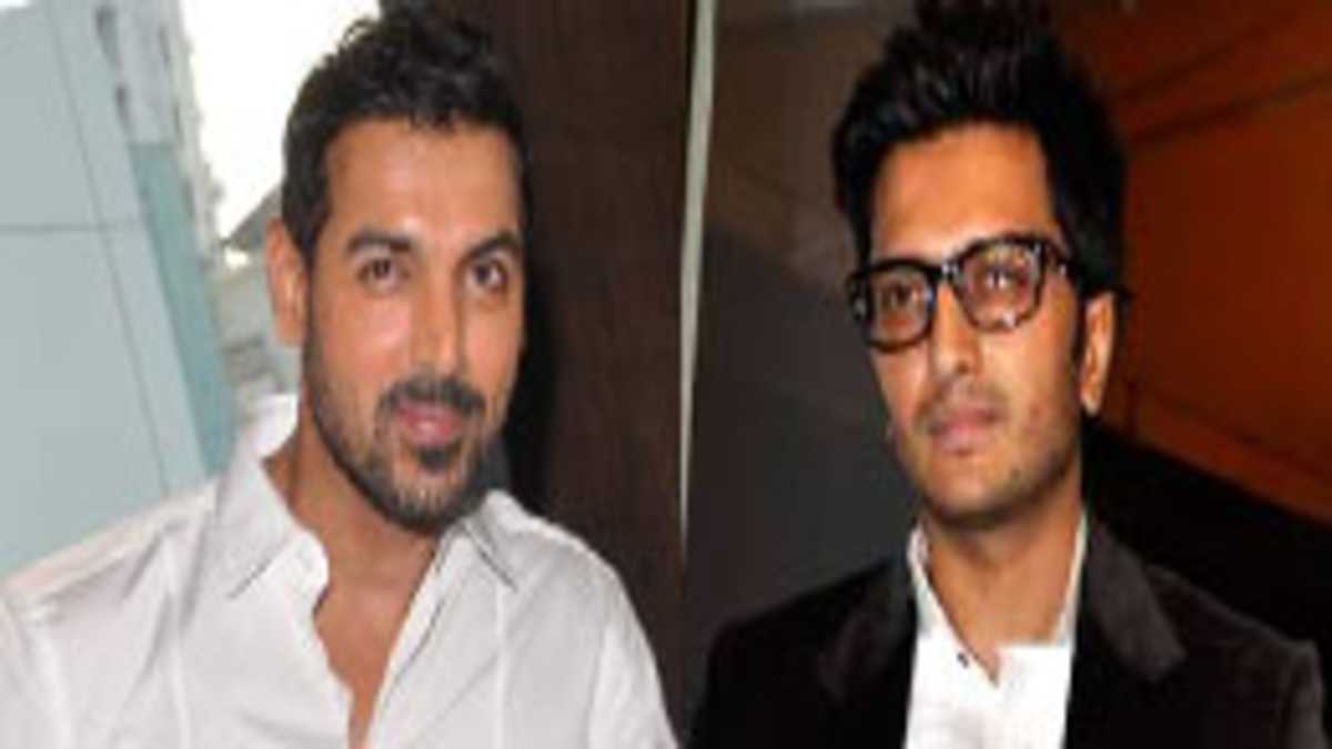 एक्टर जॉन अब्राहम और रितेश देशमुख का जन्मदिन आज, हॉटनेस फिटनेस में योंग्सटर्स को देते है दोनों कड़ी टक्कर  