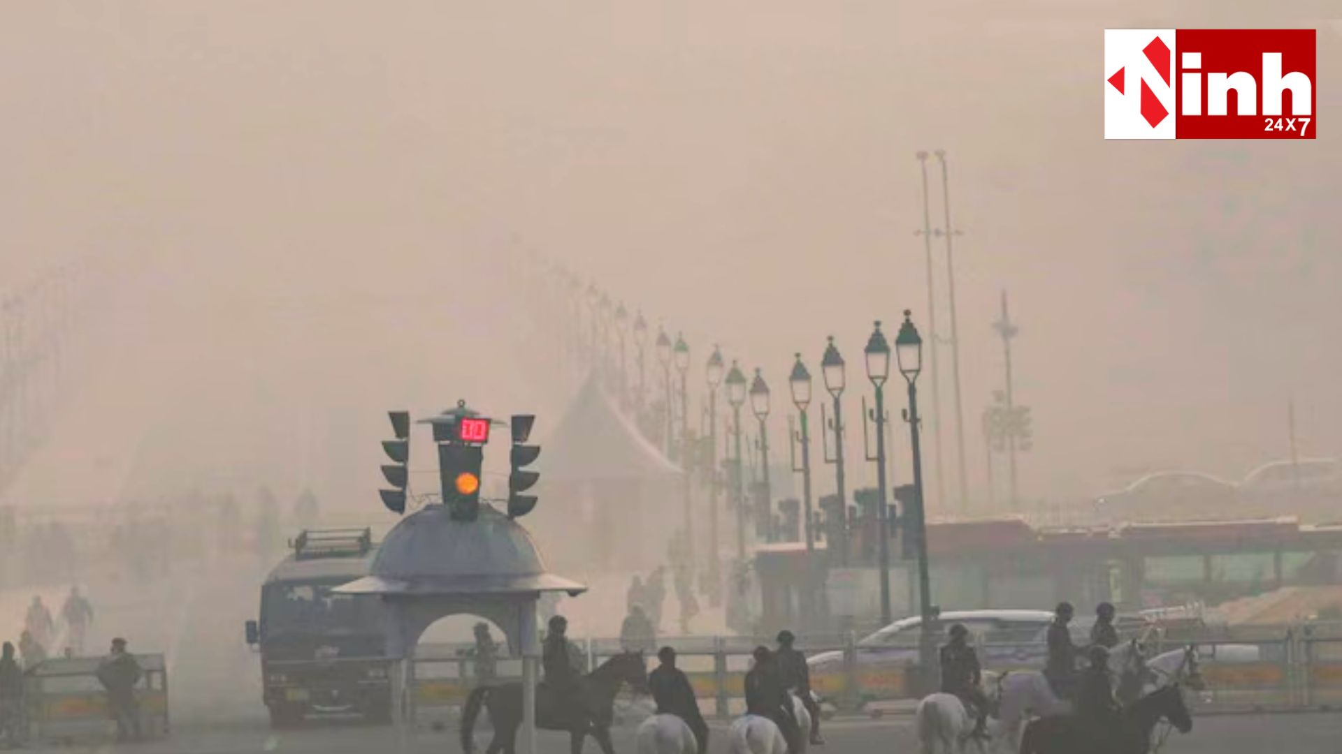 दम घोंटती हवा पर भारी पड़ा संसद का हंगामा, बिना बहस के खत्म हुआ शीतकालीन सत्र; 2026 तक टली प्रदूषण चर्चा...