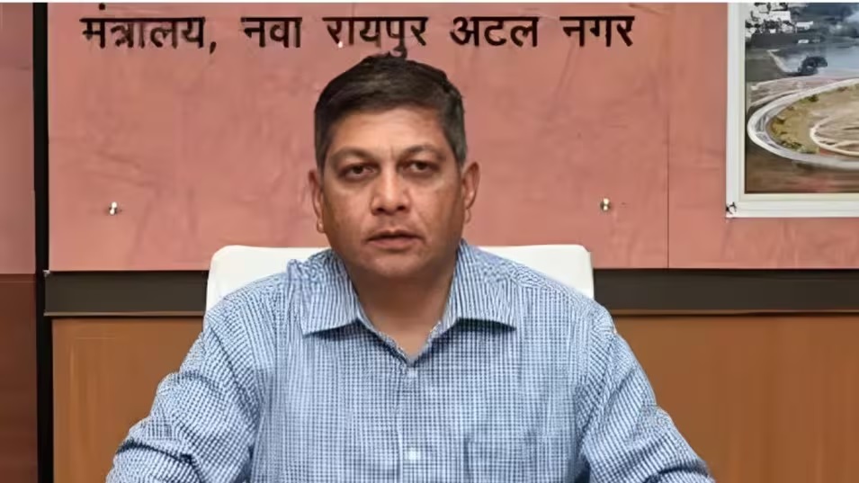 छत्तीसगढ़ में सूचना आयोग को मिला नया नेतृत्व, अमिताभ जैन बने मुख्य सूचना आयुक्त...