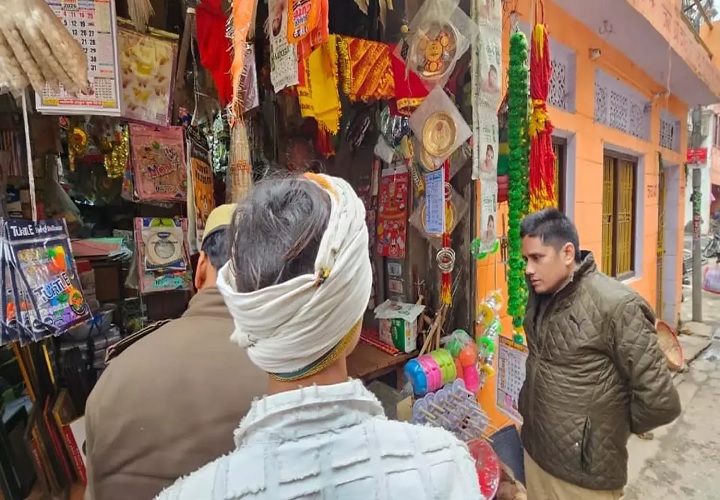 रायपुर में चाइनीज मांझा पर शिकंजा: नगर निगम की छापेमारी, दुकानदारों पर जुर्माना...