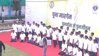 बीजापुर में नक्सल संगठन को बड़ा झटका: 52 नक्सलियों ने किया आत्मसमर्पण, 1.45 करोड़ के इनामी शामिल