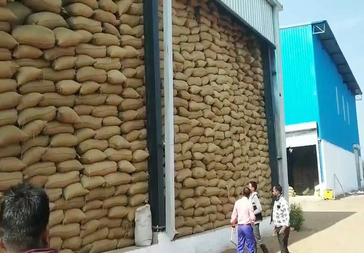 कस्टम मिलिंग में भारी अनियमितता, 3 हजार क्विंटल धान गायब, राइस मिल सील