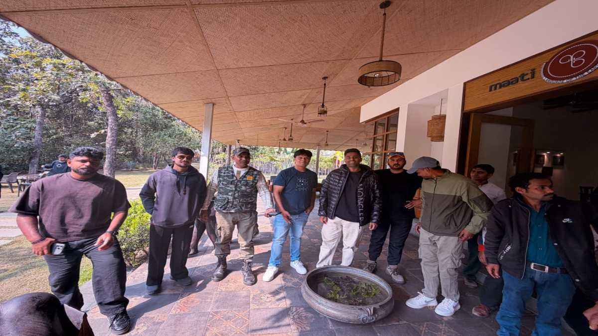 SEONI NEWS : पेंच टाइगर रिजर्व पहुंचे भारतीय क्रिकेट टीम के खिलाडी, जंगल सफारी का उठाया लुफ्त, तस्वीरें आई सामने 