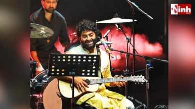 प्लेबैक सिंगिंग छोड़ने के बाद स्टेज पर लौटे अरिजीत सिंह, कोलकाता में लाइव परफॉर्मेंस देख भावुक हुए फैंस...