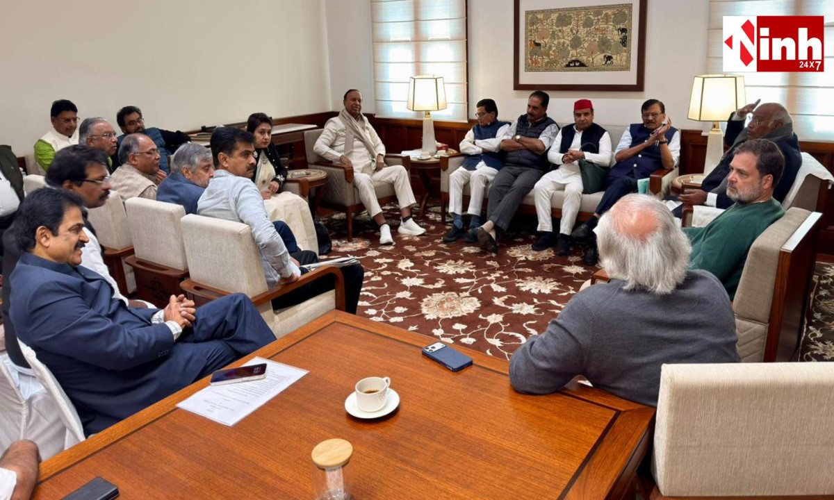 दिल्ली में कांग्रेस आलाकमान की बड़ी बैठक कल, कई राज्यों के अध्यक्ष और प्रभारी बुलाए गए...