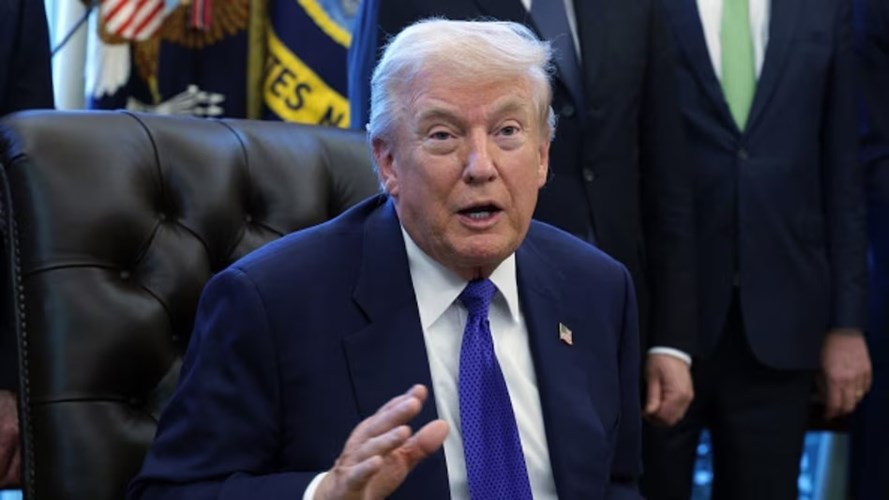 टैरिफ फैसले पर भड़के डोनाल्ड ट्रंप, अमेरिकी सुप्रीम कोर्ट के निर्णय को बताया अपमानजनक