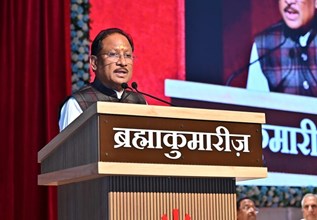 शांति सरोवर में आध्यात्मिक स्नेह मिलन, मुख्यमंत्री विष्णु देव साय ने लिया ब्रह्मा भोजन