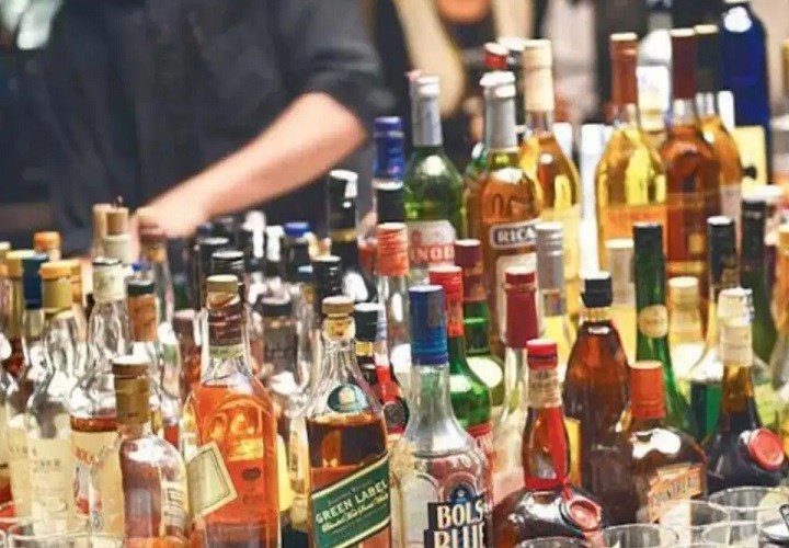 होली पर राजधानी में 65 करोड़ से ज्यादा की शराब बिकने का अनुमान, आबकारी विभाग अलर्ट