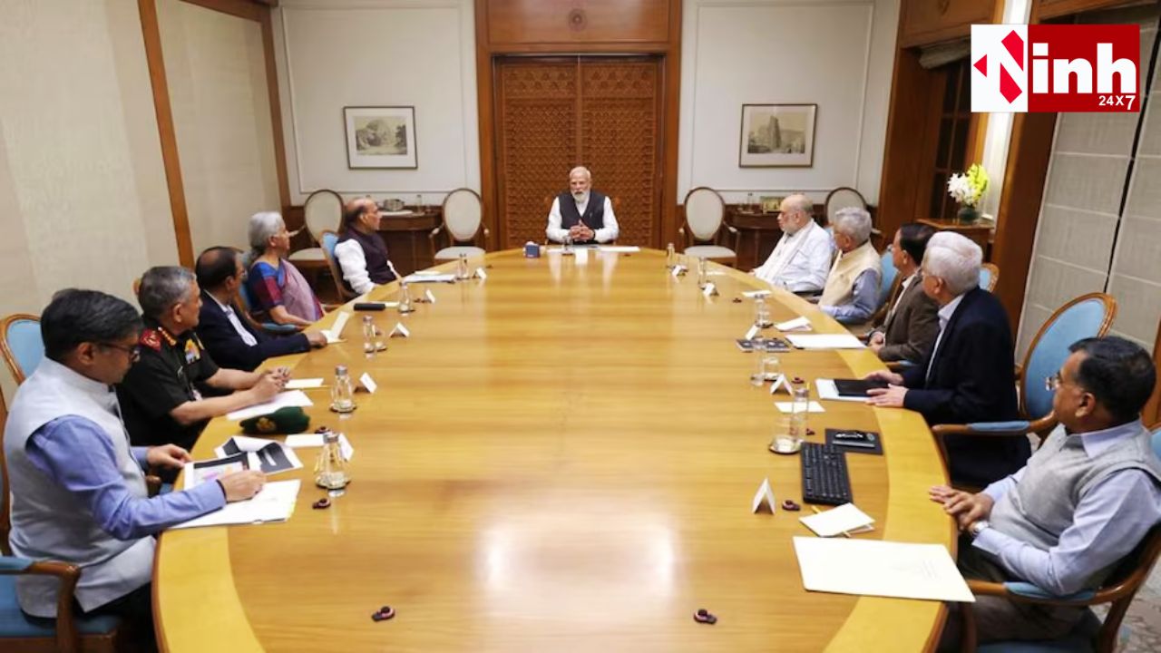 LPG Shortage Crisis LIVE: कई राज्यों में गैस सिलेंडर के लिए लंबी कतारें,    सरकार बोली- स्टॉक पर्याप्त