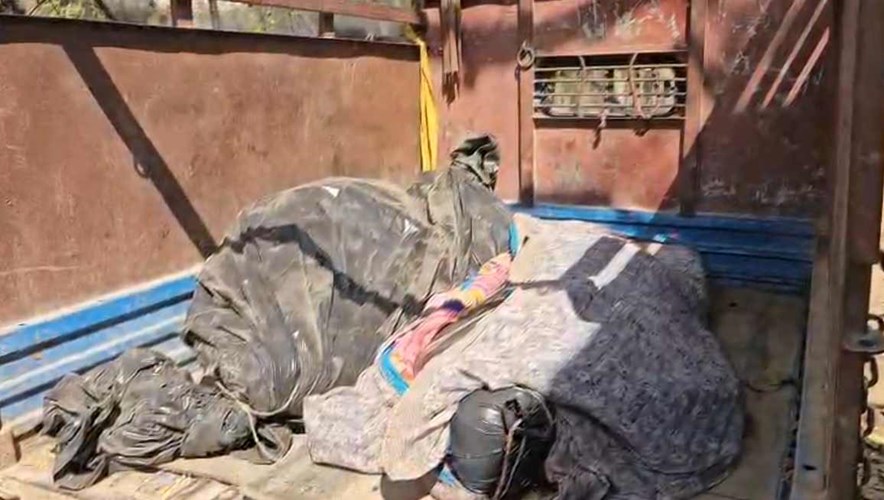 GUNA NEWS : गुना में बंद कमरे में मिला पति-पत्नी का सड़ा हुआ शव, मचा हड़कप, 6 महीने पहले हुई थी शादी