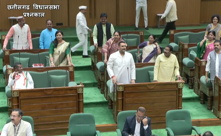 छत्तीसगढ़ विधानसभा बजट सत्र: 13वें दिन आरोप-प्रत्यारोप, जंबूरी विवाद और अतिथि शिक्षकों पर बवाल