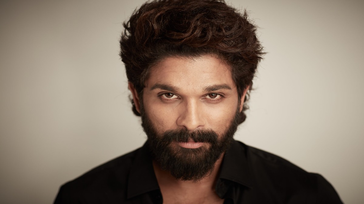 Allu Arjun Birthday :  44 साल के हुए एक्टर अल्लू अर्जुन, इस खास तरीके से बनाते है जन्मदिन, चिरंजीवी - राम चरण से है खास रिश्ता 