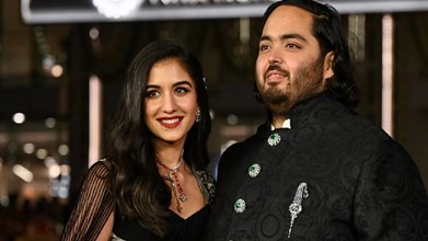 Anant Ambani Birthday : अनंत अंबानी के प्री-बर्थडे बैश में सितारों ने जमाया रंग, सेलिब्रेशन में पहुंचे शाहरुख - सलमान से लेकर ये सितारें 