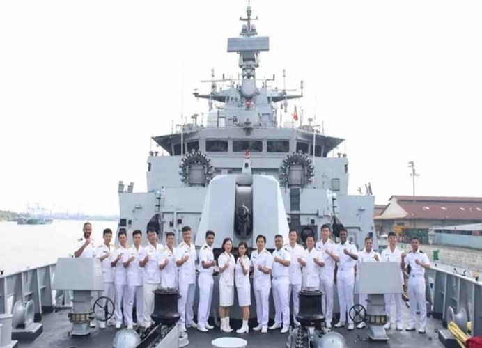 Indian Navy में म्यूजिशियन बनने का मौका! 10वीं पास के लिए अग्निवीर भर्ती शुरू
