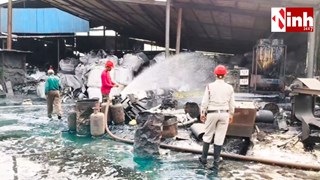Carbon factory accident Korba: कार्बन फैक्ट्री का केमिकल टैंक फटा,  फैल गया गर्म लावा, बाल-बाल बचे मजदूर...