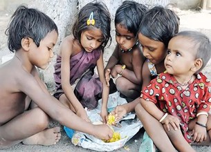 रायपुर में कुपोषण की चिंता बरकरार, आंगनबाड़ी जांच में 2 हजार गंभीर बच्चे मिले