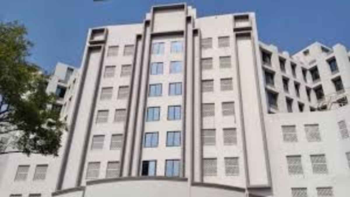 BHOPAL NEWS : नगर निगम के नई बिल्डिंग का CM मोहन ने किया उद्घाटन, 72 करोड़ रुपए में 'अटल भवन' हुआ तैयार 