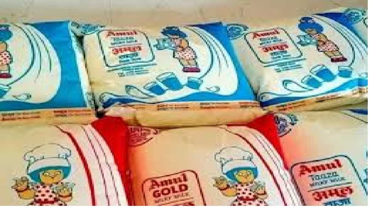 Amul Milk Price Hike: बड़ी खबर ! अमूल ने दूध के दामों में फिर की बढ़ोतरी, नई दरें कल से होंगी लागू 