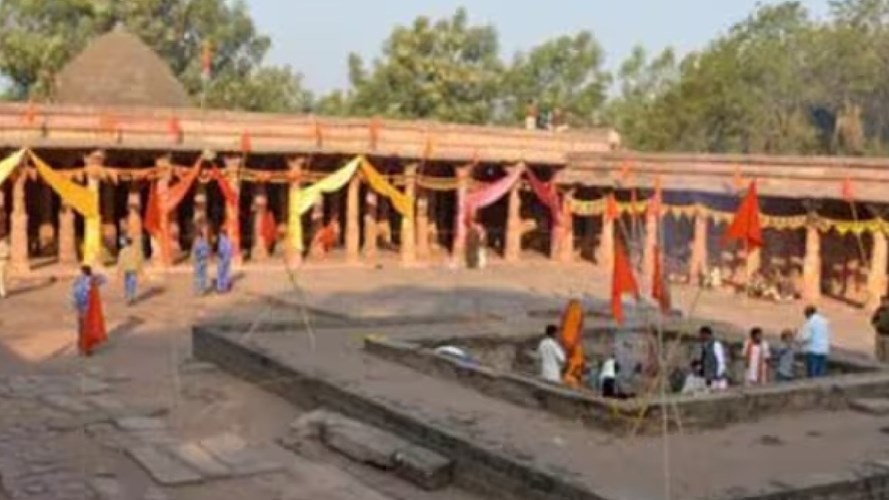 Dhar news : भोजशाला में 'शुक्रवार' को घंटियों के साथ हुई महाआरती, 721 साल बाद हिंदुओं को परिसर में मिली एंट्री 