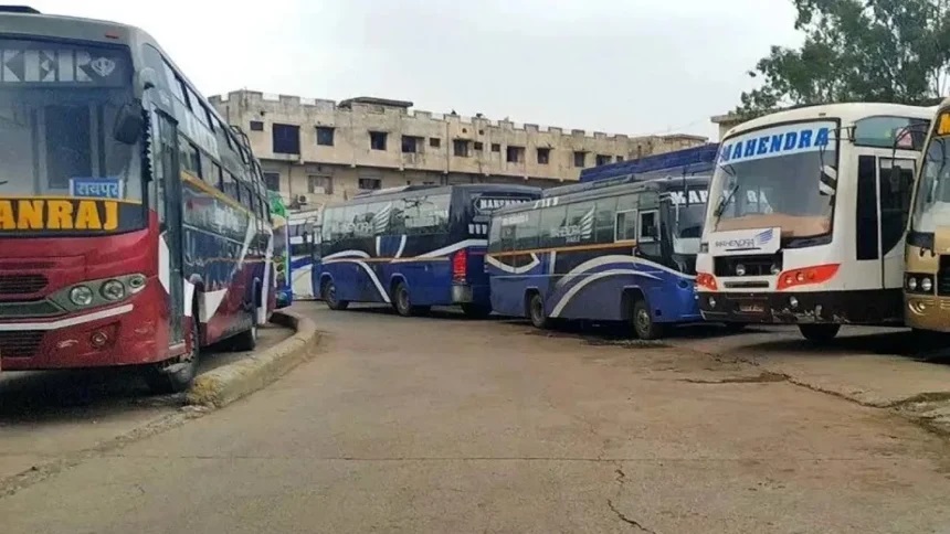 छत्तीसगढ़ में बसों के लिए VLTD अनिवार्य: 15 दिन में नहीं लगाया ट्रैकिंग सिस्टम तो होगी कार्रवाई