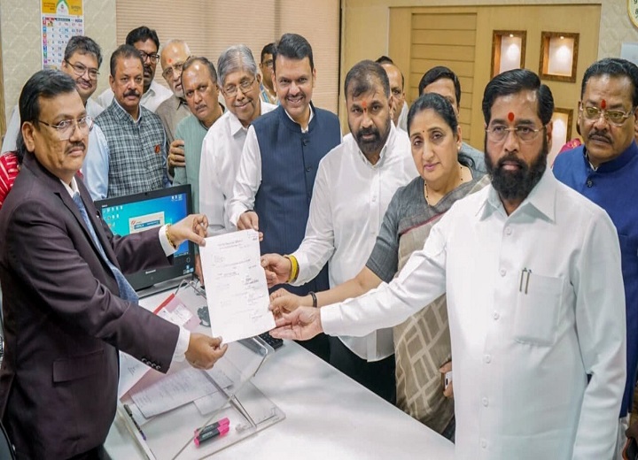 महाराष्ट्र में फिर बदला सियासी समीकरण, सचिन अहीर के शिंदे गुट में जाने से बढ़ी उद्धव ठाकरे की मुश्किलें
