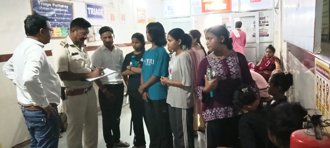 KATNI NEWS : बड़ी खबर ! कटनी में 6 छात्राएं सहित प्रभारी प्राचार्य की बिगड़ी तबीयत, जिला अस्पताल में इलाज जारी 
