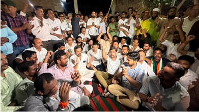 MP POLITICS: राहुल गांधी की गिरफ्तारी के बाद सड़कों पर उतरी कांग्रेस, शिक्षा मंत्री के इस्तीफे की मांग, पूरे प्रदेश में विरोध जारी 