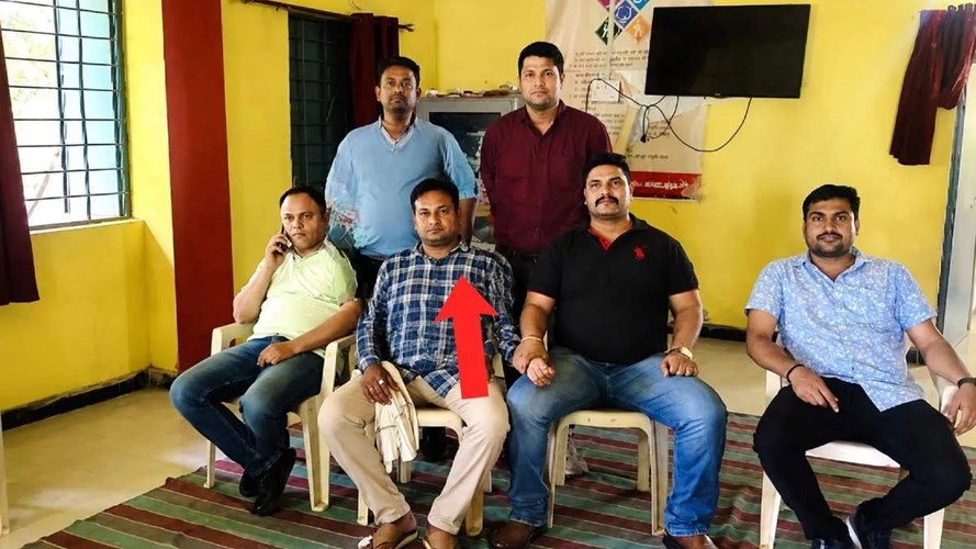 DAMOH NEWS : रिश्वतखोरी करते हुए पकड़ाया रोजगार सहायक, लोकायुक्त ने की कार्रवाई, इस काम के लिए मांगी थी घूस 