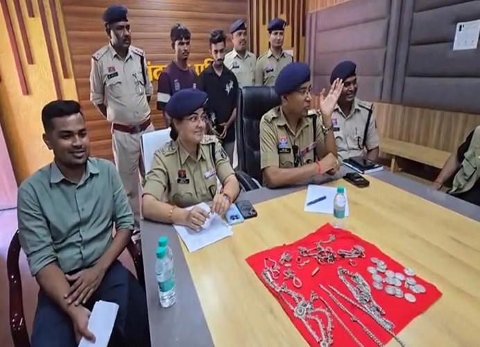 राजनांदगांव चोरी कांड का खुलासा: जेवर गलाकर बनाया सोने का डल्ला, नागपुर से दबोचे गए शातिर चोर