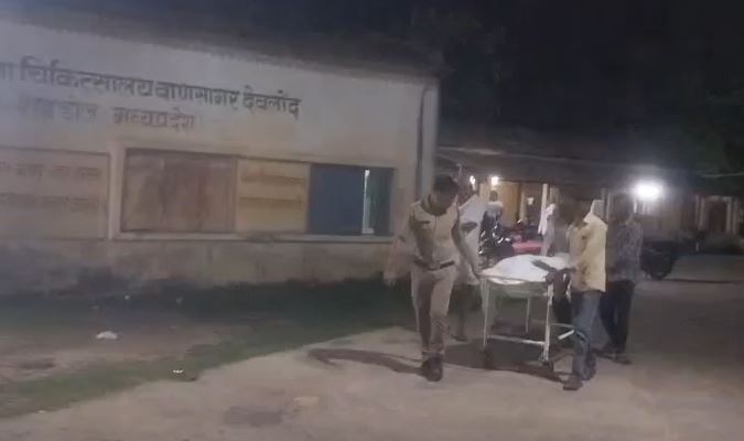 Shahdol news : घर के बाहर बैठे चाचा-भतीजे पर चढ़ा ट्रैक्टर, 1 की मौत,  पुरानी रंजिश में रचा गया खूनी खेल 