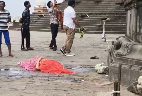 Khargone News: बड़ी खबर ! महेश्वर किले से कूदकर महिला ने की खुदखुशी, मौके पर पहुंची पुलिस, जांच जारी 