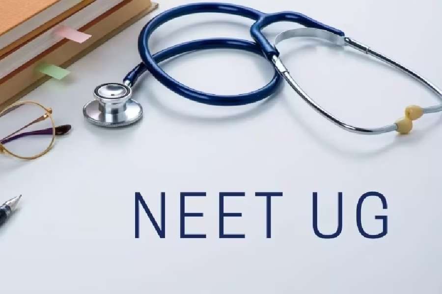 NEET 2026 Paper Leak: CBI का दावा- महीनों पहले रची गई थी साजिश, NTA के 3 एक्सपर्ट्स पर गंभीर आरोप