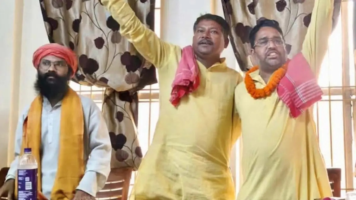 छत्तीसगढ़िया क्रांति सेना का पुनर्गठन: धीरेंद्र साहू बने प्रदेश अध्यक्ष, दिलीप मिरी को मिली बड़ी जिम्मेदारी