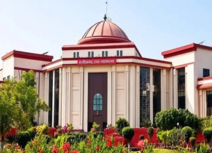 छत्तीसगढ़ हाईकोर्ट का बड़ा फैसला: 56 नए सिविल जजों की पहली पोस्टिंग, कई न्यायिक अधिकारियों के तबादले