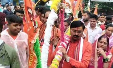 JABALPUR NEWS :  जबलपुर से 121 किमी की कांवड़ यात्रा शुरू, मंत्री धर्मेंद्र सिंह लोधी ने की पूजा अर्चना, ‘हर-हर महादेव’ के लगे जयकारे 