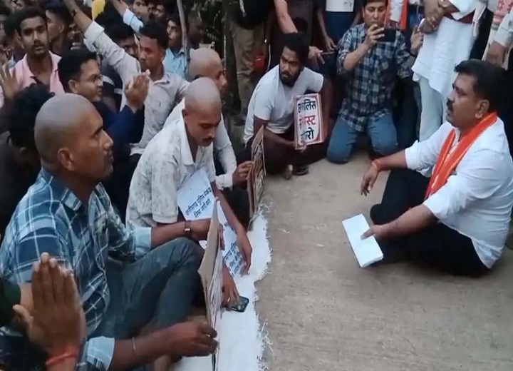 छत्तीसगढ़ पुलिस भर्ती की सेकंड लिस्ट को लेकर कवर्धा में बवाल, 1600 पदों पर भर्ती की मांग पर अड़े अभ्यर्थी