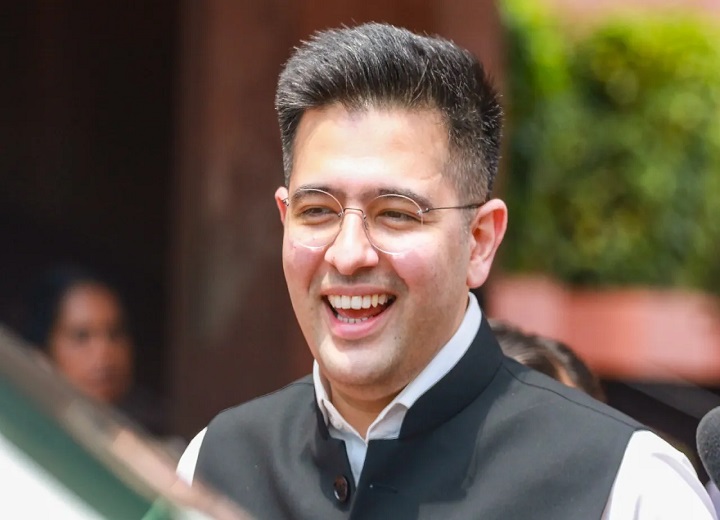 राघव चड्ढा के नाम पर मचा बवाल, SIR लिस्ट से नाम हटने पर EC ने पंजाब CEO से मांगी सफाई