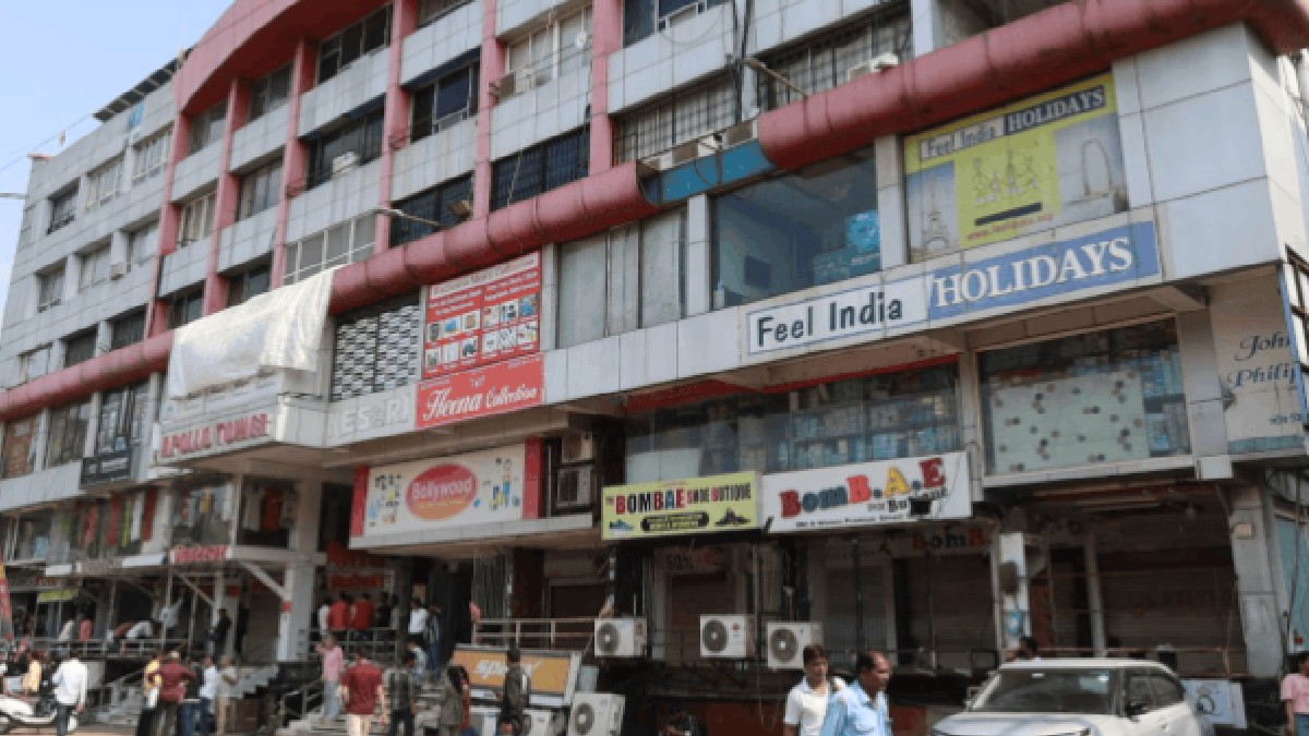 INDORE NEWS : इंदौर में नगर निगम का बड़ा एक्शन, अपोलो टावर की 600 से ज्यादा दुकानें-ऑफिस सील