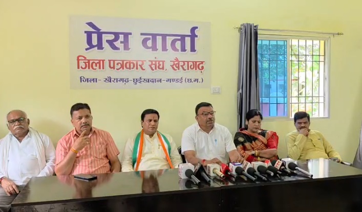 मोदी के जन्मदिन पर कांग्रेस ने पूछे 12 साल के सवाल, महंगाई-बेरोजगारी से लेकर ‘दिया और तेल’ तक पर घेरा