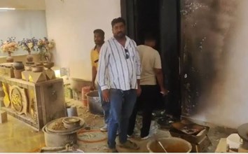 DAMOH NEWS : सगाई समारोह के बीच 3 स्टार होटल के बैंक्वेट हॉल में लगी आग, 1 की मौत, 2 की हालत गंभीर 