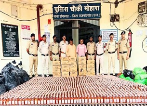 नकली शराब नेटवर्क पर पुलिस का शिकंजा, 200 पेटी शराब जब्त; गिरफ्तार आरोपियों की संख्या 14 पहुंची