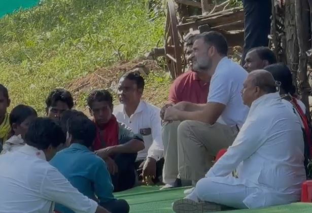 BALAGHAT NEWS : लोकसभा में आदिवासियों का मुद्दा उठाएंगे राहुल गांधी, पीड़ित परिवार से मुलाकात के बाद सरकार पर बोला हमला 