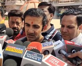 ujjain news : बाबा महकाल के दर्शन के लिए गौतम गंभीर, टीम इंडिया की जीत की कामना, नंदी हॉल में बैठकर लगाया ध्यान 