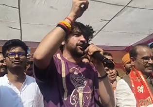 MP NEWS : बागेश्वर महाराज की सनातन हिंदू एकता रथयात्रा शुरु, बमीठा में उमड़ा जनसैलाब, कहा - हम कास्ट वादी नहीं राष्ट्रवादी हैं ,,,